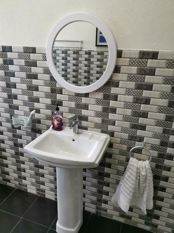 Td Guest House 1 Chimoio Bagian luar foto